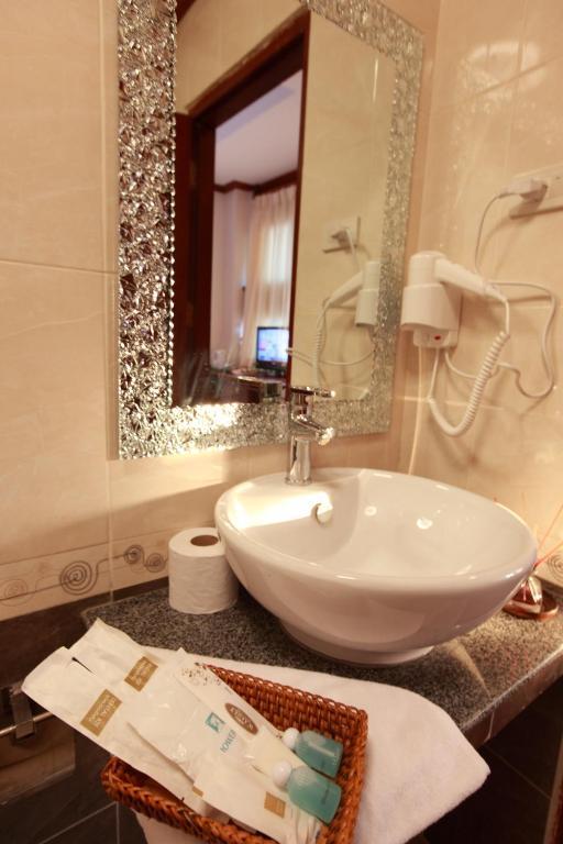 Manorom Boutique Hotel Vientiane Buitenkant foto