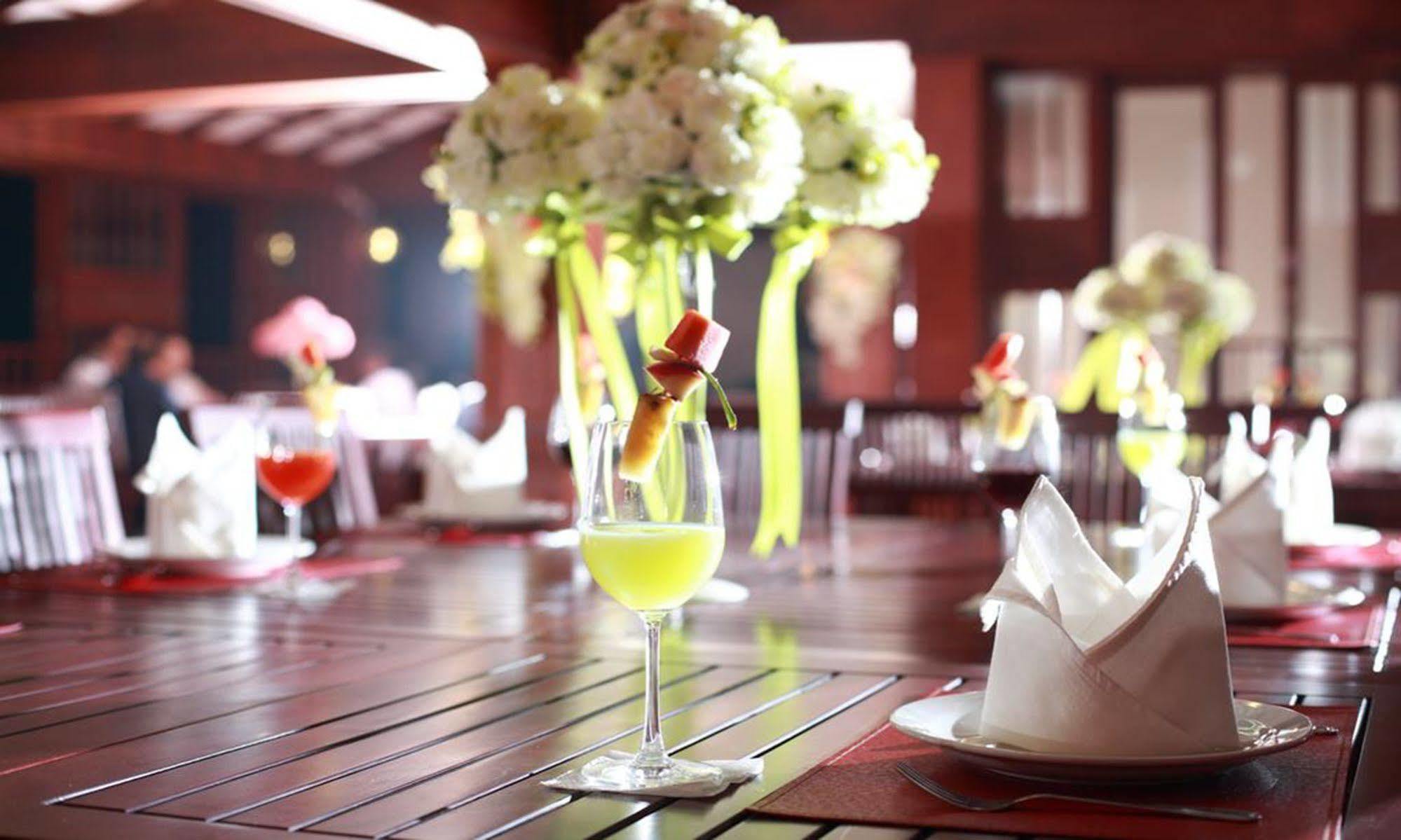 Manorom Boutique Hotel Vientiane Buitenkant foto