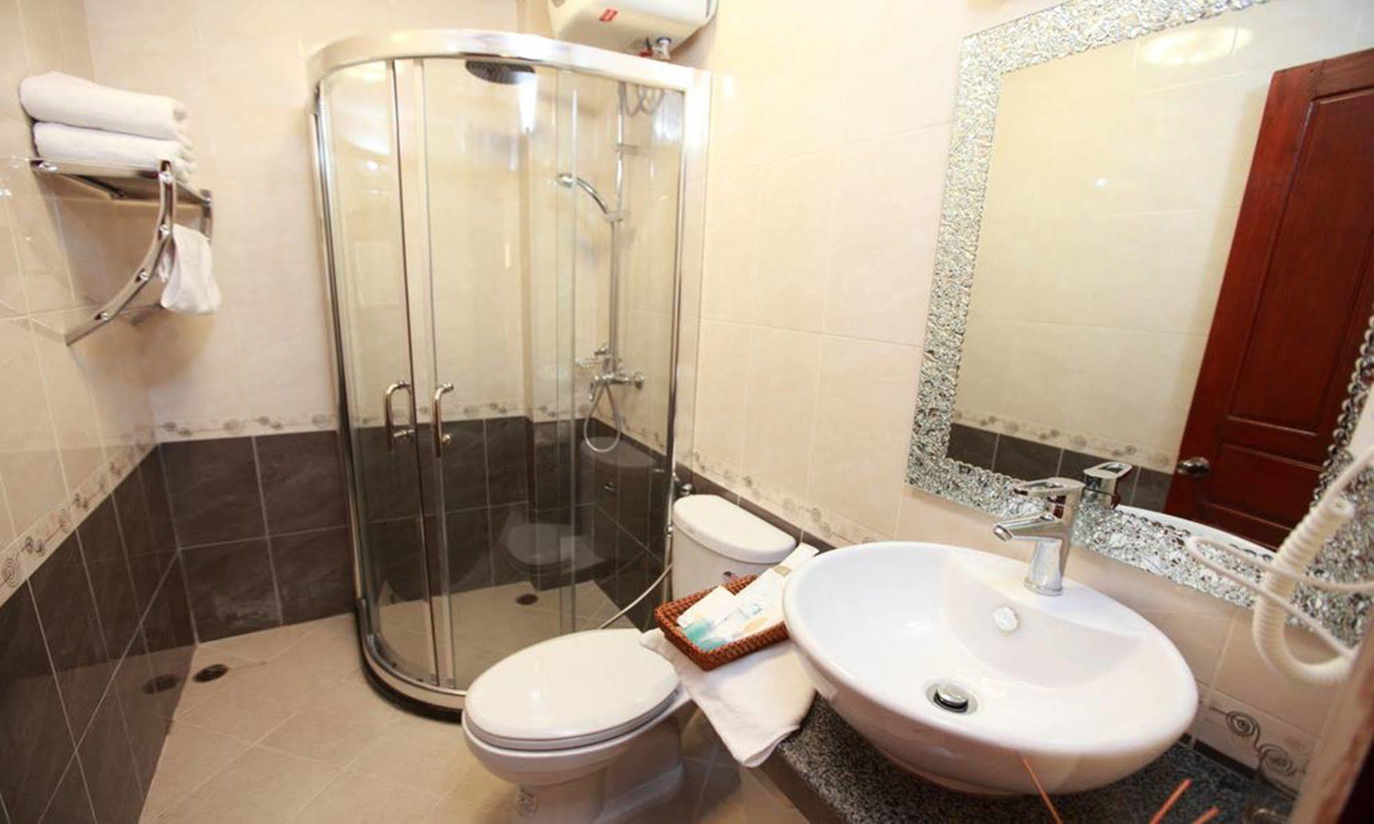 Manorom Boutique Hotel Vientiane Buitenkant foto