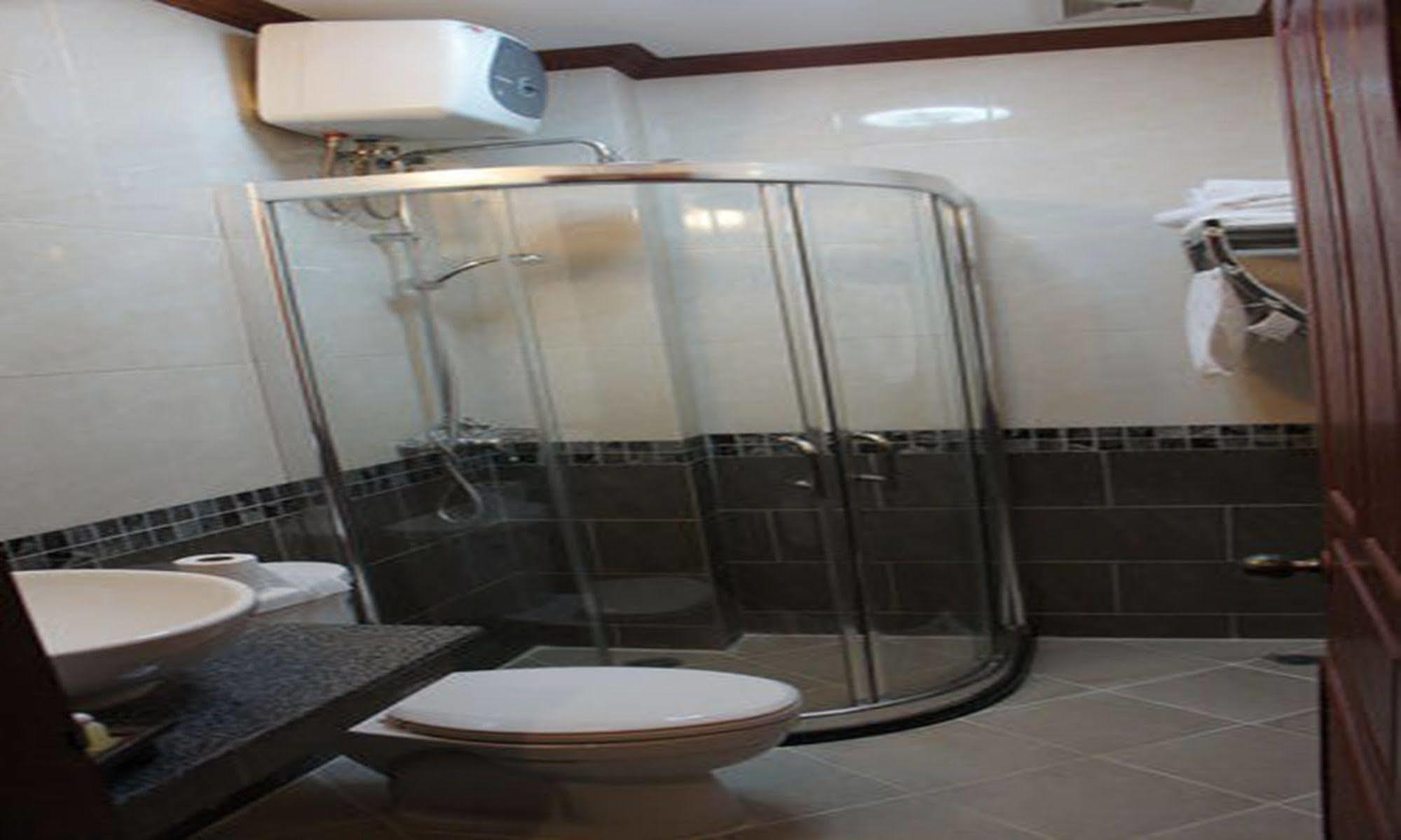 Manorom Boutique Hotel Vientiane Buitenkant foto